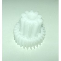 Шестерня малая для мясорубки Braun D=30/50, H=30/18(48), Z=10/27кос 67001026
