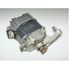 Мотор (двигатель) для стиральной машины Bosch Б/У 00140867 3047613AB4 0110646
